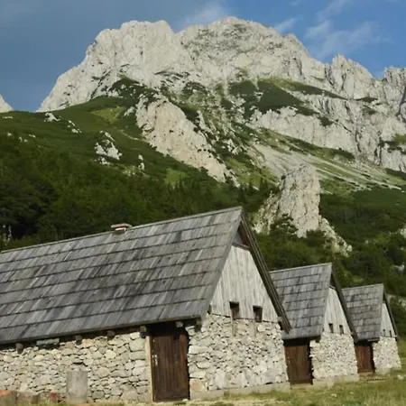 אתר קמפינג Rafting Stari Dud 2*