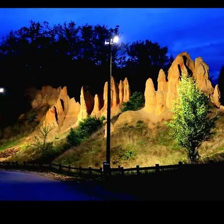 Rafting Stari Dud אתר קמפינג פוצ'ה