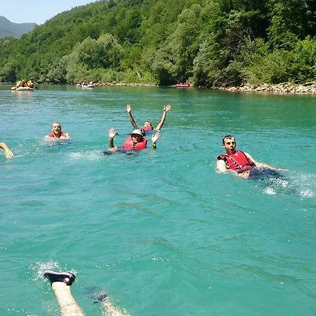 אתר קמפינג Rafting Stari Dud