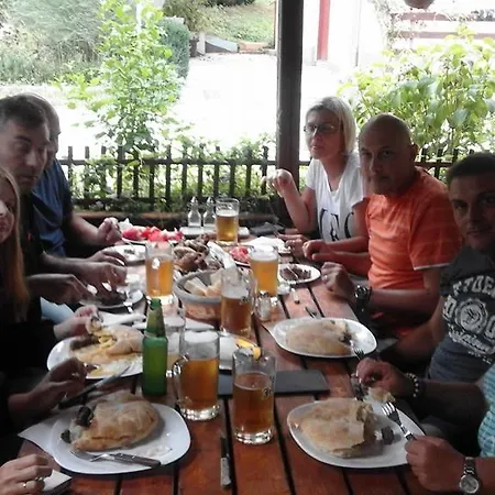 אתר קמפינג Rafting Stari Dud