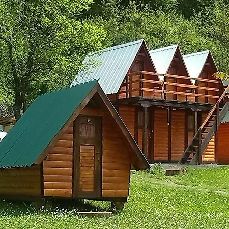 אתר קמפינג Rafting Stari Dud פוצ'ה